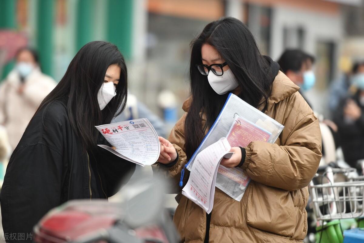 公务员考试理想备考周期探讨，备考时间需多久？