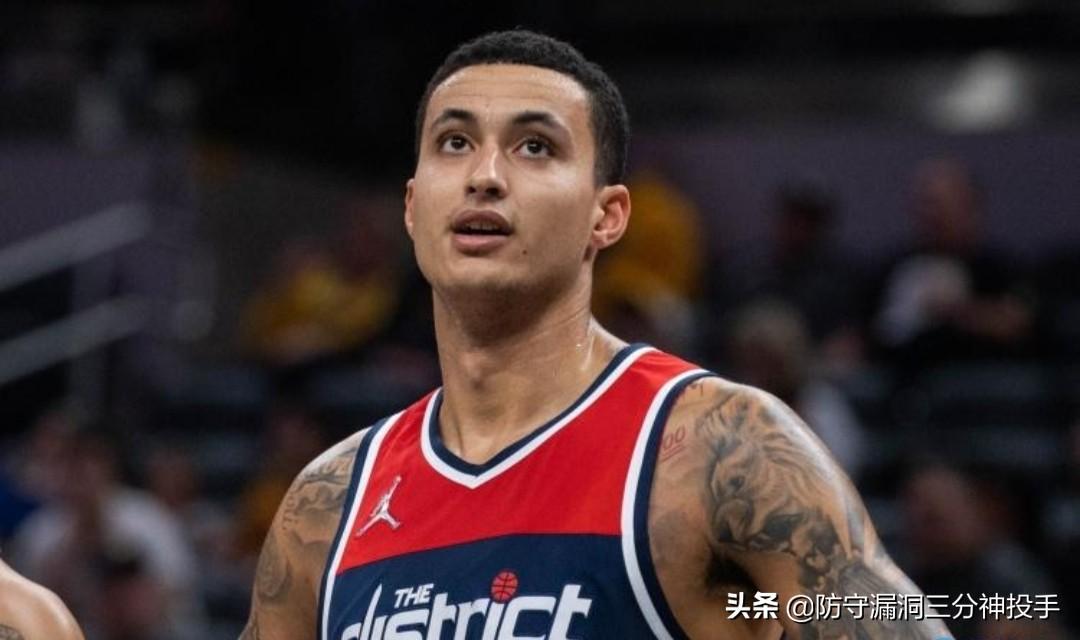 NBA公布罚单，狄龙遭罚款警示规则意识与职业道德缺失