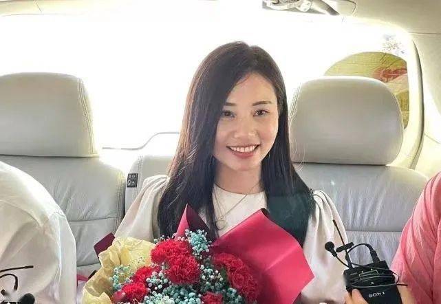 杨妞花回应余华英死刑事件及未来网络趋势展望